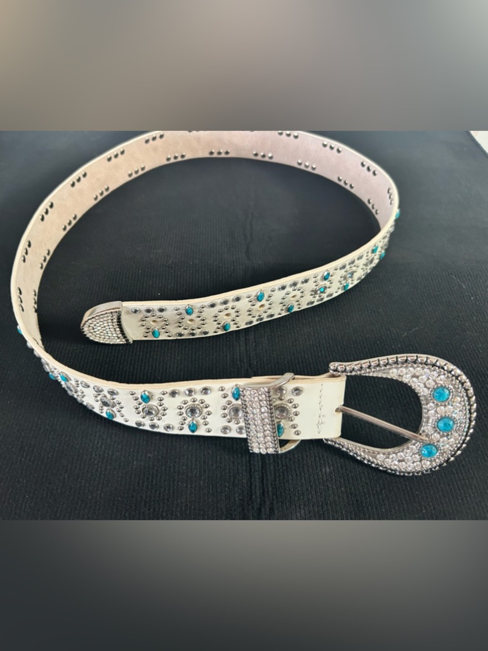Chico's White Belt with Turquoise Accents and Rhinestone Buckle